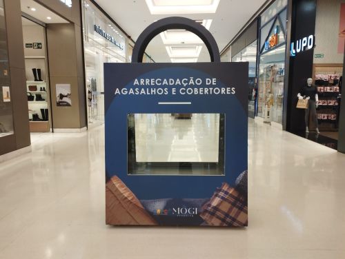 Mogi Shopping arrecada agasalhos e cobertores para o GAPC com a campanha Sacola do Bem